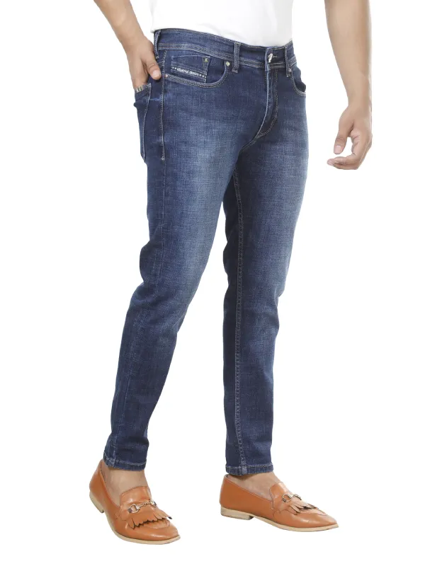 Men Blue Jeans In Davanagere